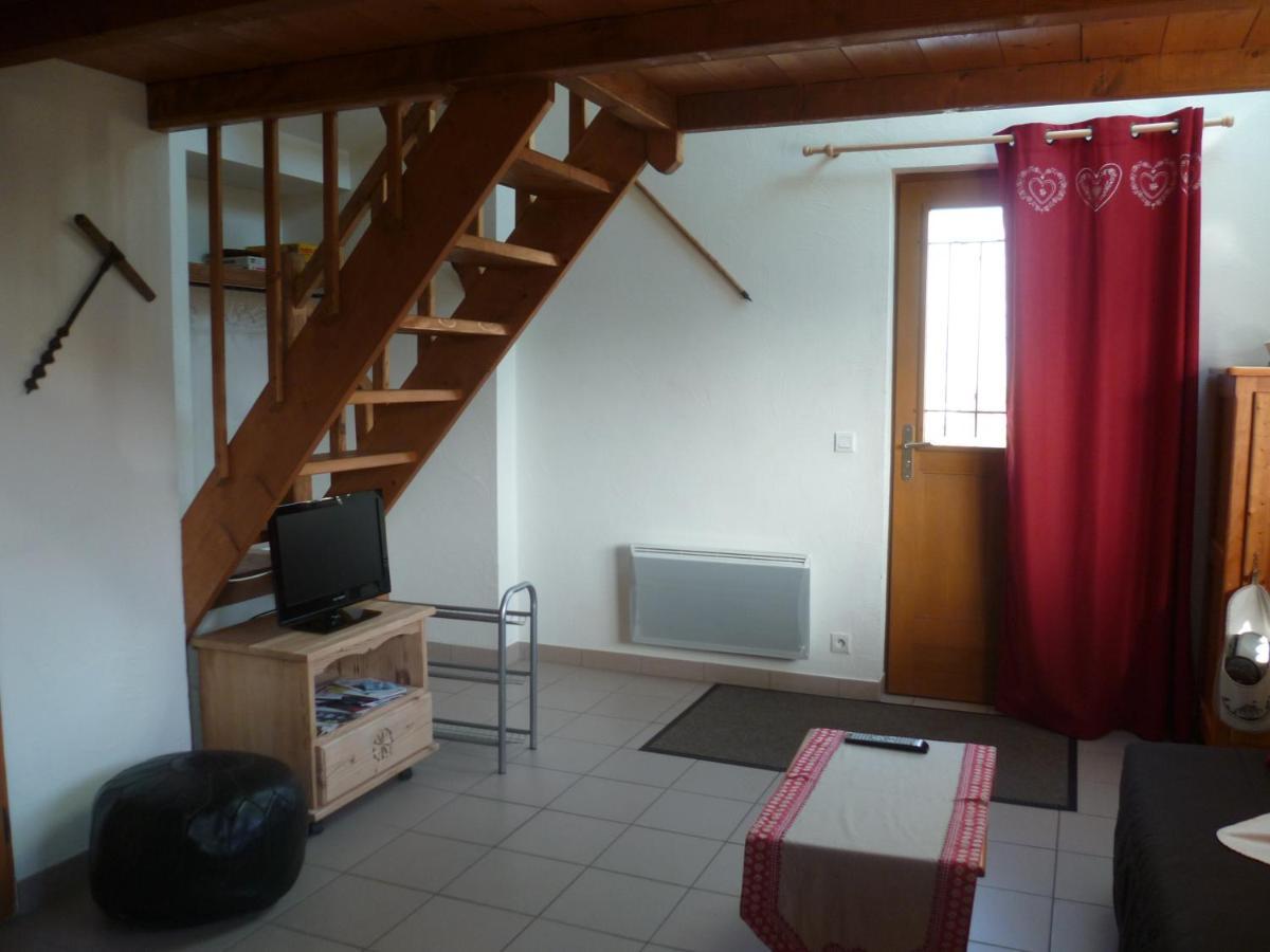 Grenier savoyard Villa Verchaix Dış mekan fotoğraf