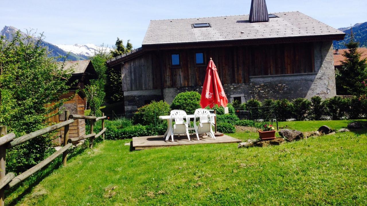 Grenier savoyard Villa Verchaix Dış mekan fotoğraf